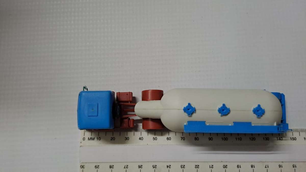 Model Trains/Track HO 1 x Kibri Mercedes-Benz Cement Truck.