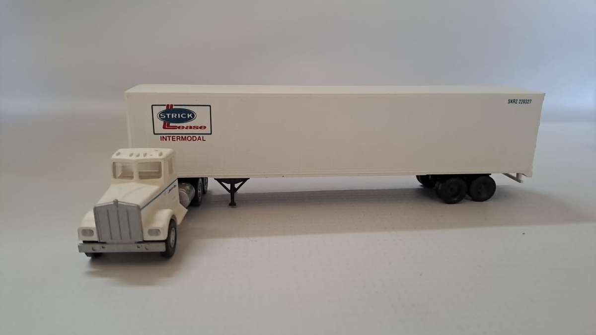 Model Trains/Track HO 1 x Walthers Strich Lease Container.