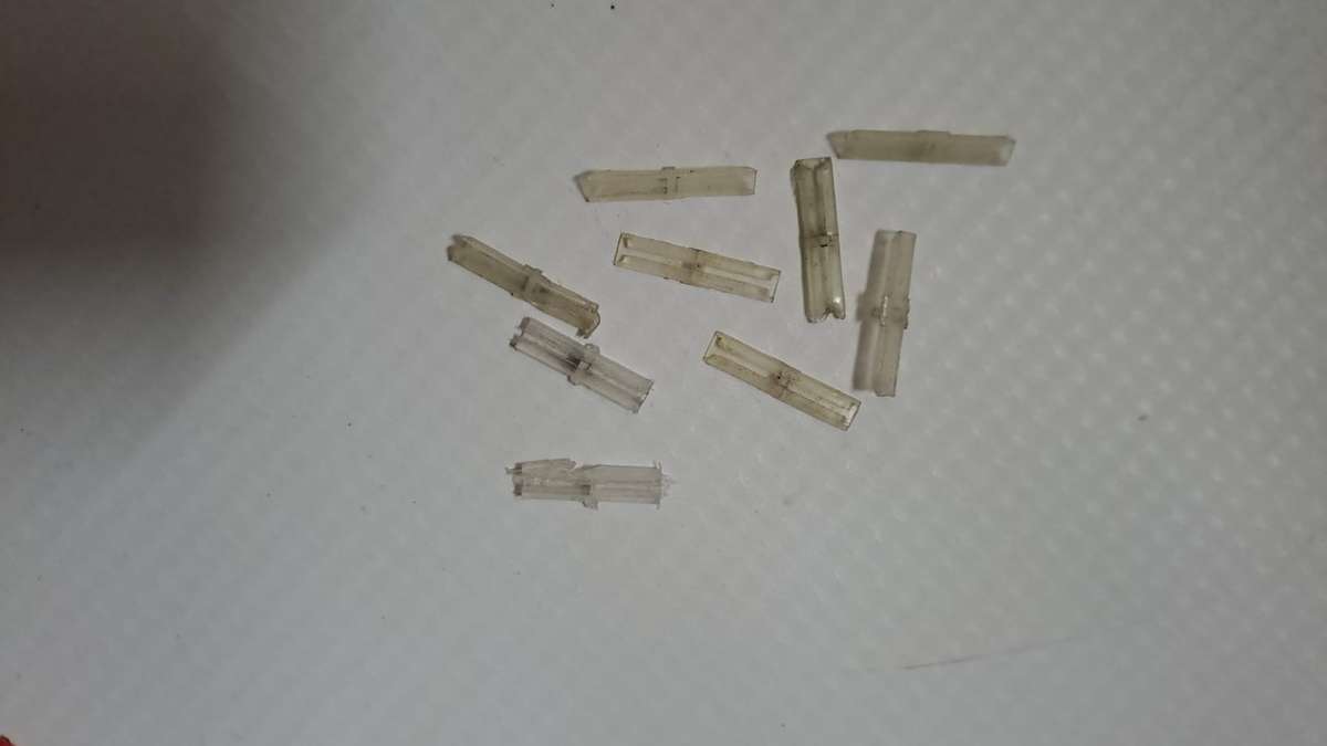 Model Trains 1:87 HO 9 x Fishplates Plastic.