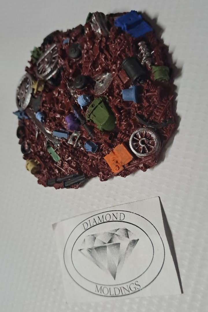 Model Trains H0 1/87 - Scale - Scrap yard - Yard Rond - 7mm x 43mm x 12mm