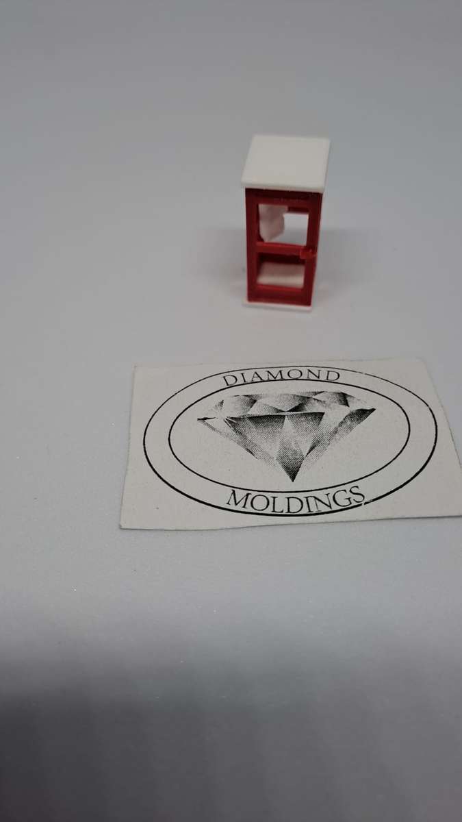 Model Trains 1:87 HO - Telephone Booth (square, red) - 13mm x 13mm x 28mm