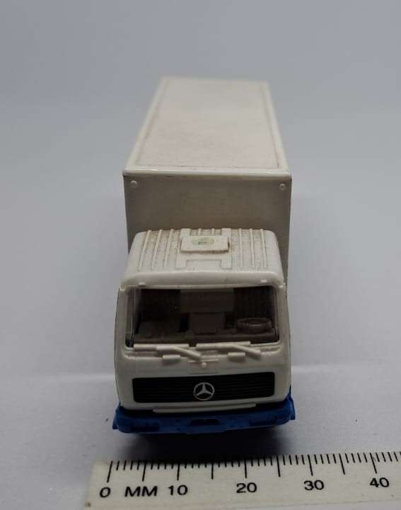 Model Trains/Trucks HO-Scale 1 x Stulz Track.