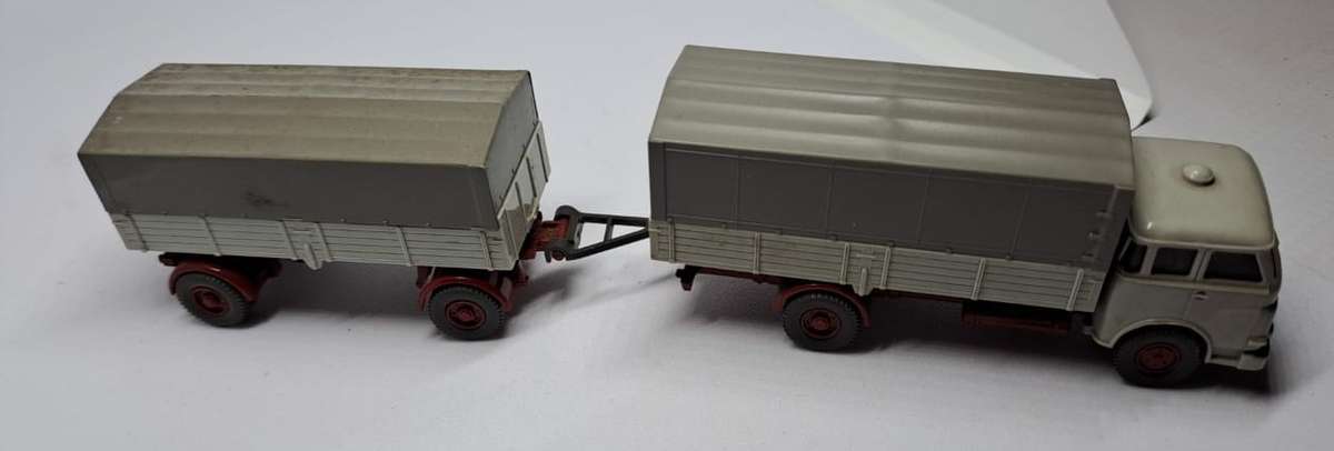 Model Trains/Cars HO 1 x Wiking Truck & Trailer.