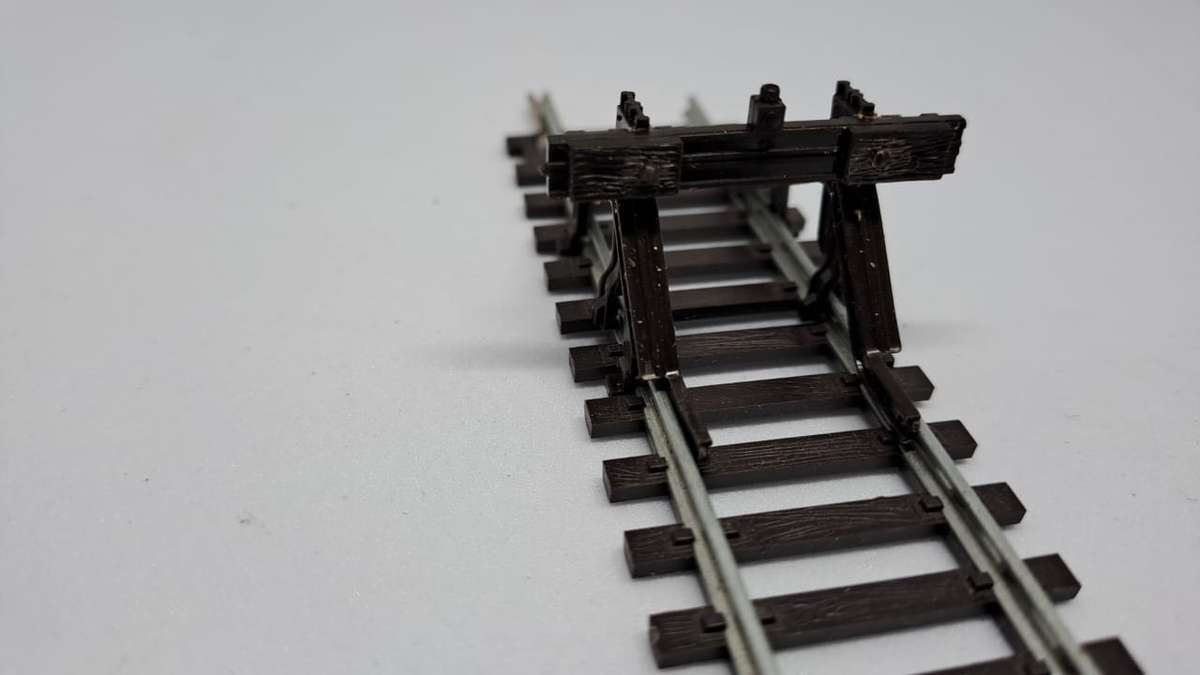 Model Trains H0-Scale 1 x Buffer (plastic).