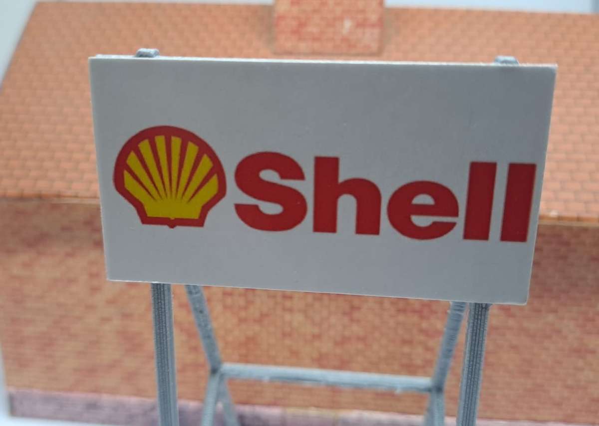 Model Trains HO 1 x Billboard 2000 + Shell + Logo - 50mm x 41mm x 82mm