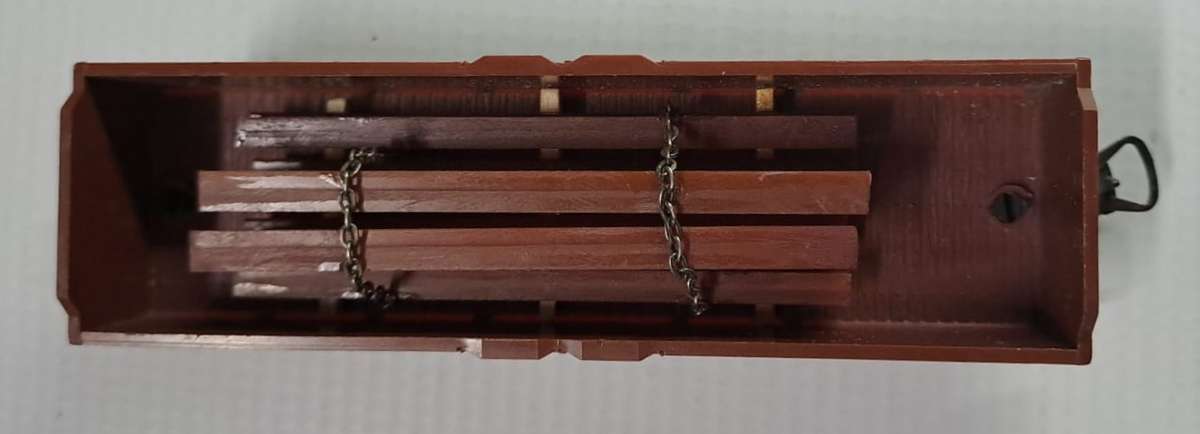 Model Trains HO Scale 1 x I-Beam load only. Rolling stock not included.