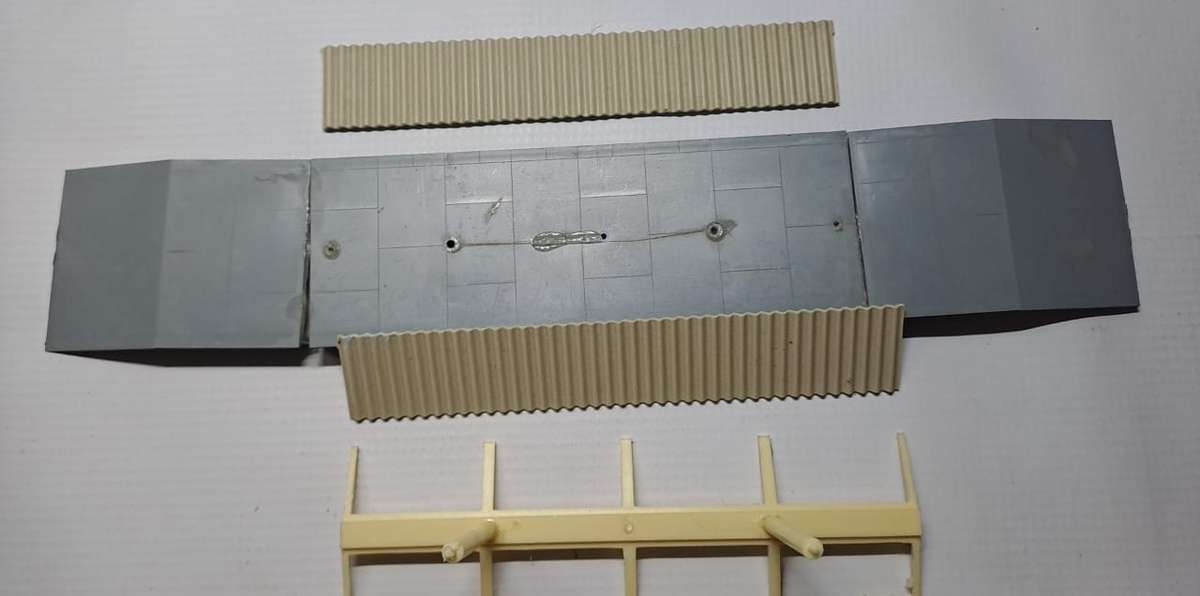 Model Trains H0 Scale 1 x Station Platvorm. 160 x 60 x 10mm Used Kit