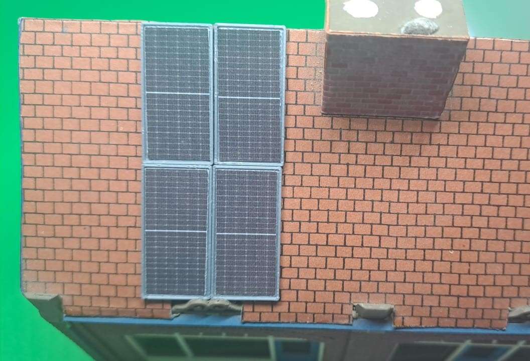 Model Trains 1:87 HO - Solar Panels Black (x4) - 25mm x 13mm x 1mm