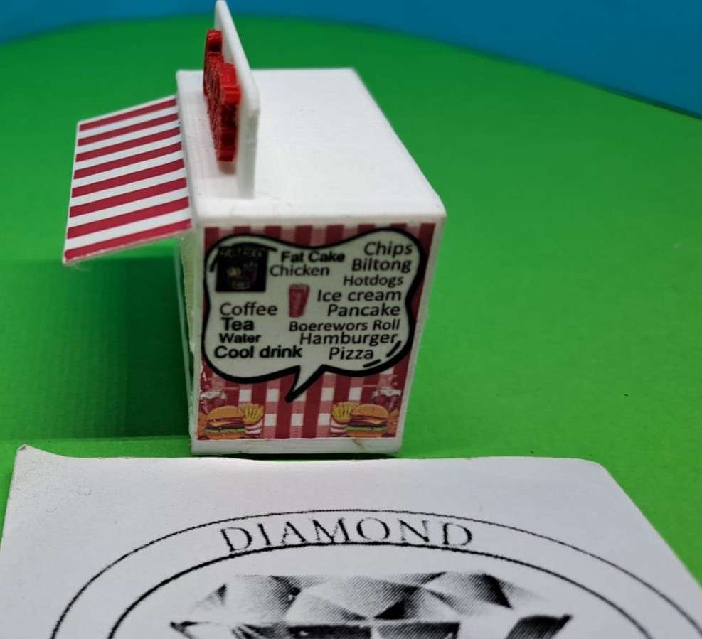 Model Trains 1:87 HO - Food Trailer. - 60mm x 36mm x 42mm