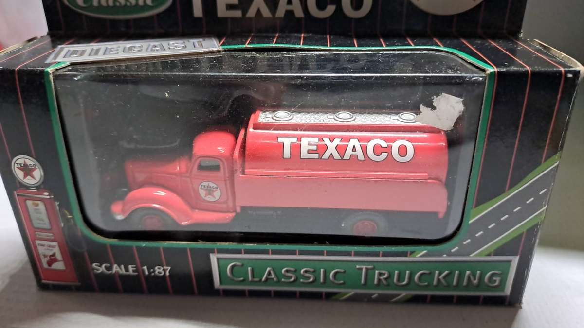 Model Trains/Diecast Cars HO 1 x Texaco Classic Truck.