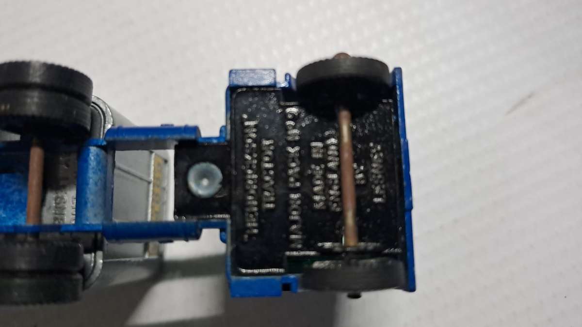 Model Trains/Track HO 1 x Die-Cast Lesney "Hendrickson" Tractor. Major Pack N0.9