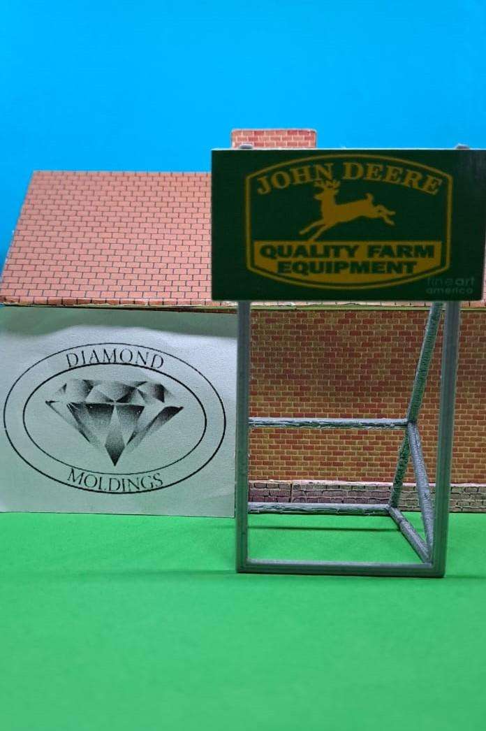 Model Trains HO 1 x Billboard 1990 + John Deere Farm Equipment - 50mm x 41mm x 82mm