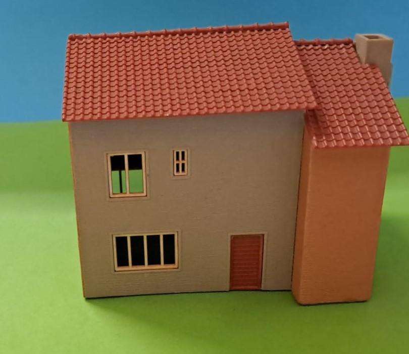 Model Trains H0-Scale 1/87 - 1 x Faller Double Story building. See pictures.