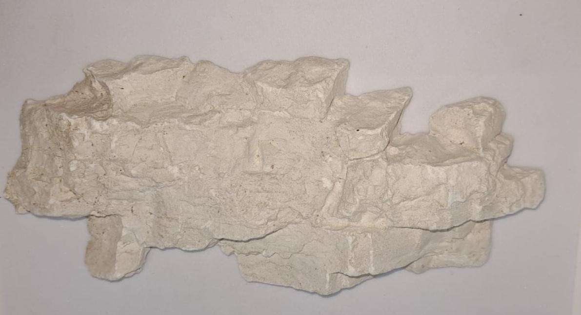 Model Trains HO - Rhino lite mountain rock - 185mm x 80mm x 25mm