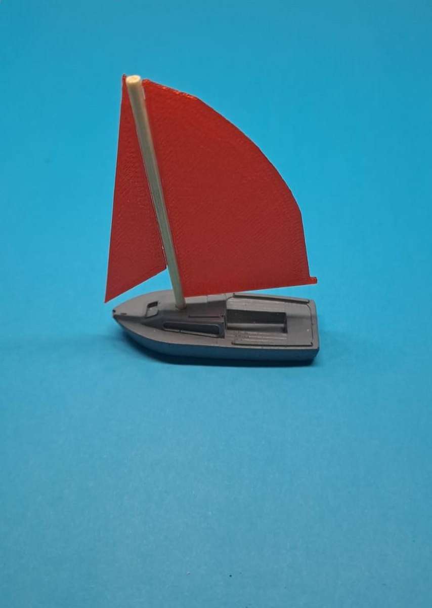 Model Trains HO 1 x Sailboat (Red Sail) - 49mm x 17mm x 72mm