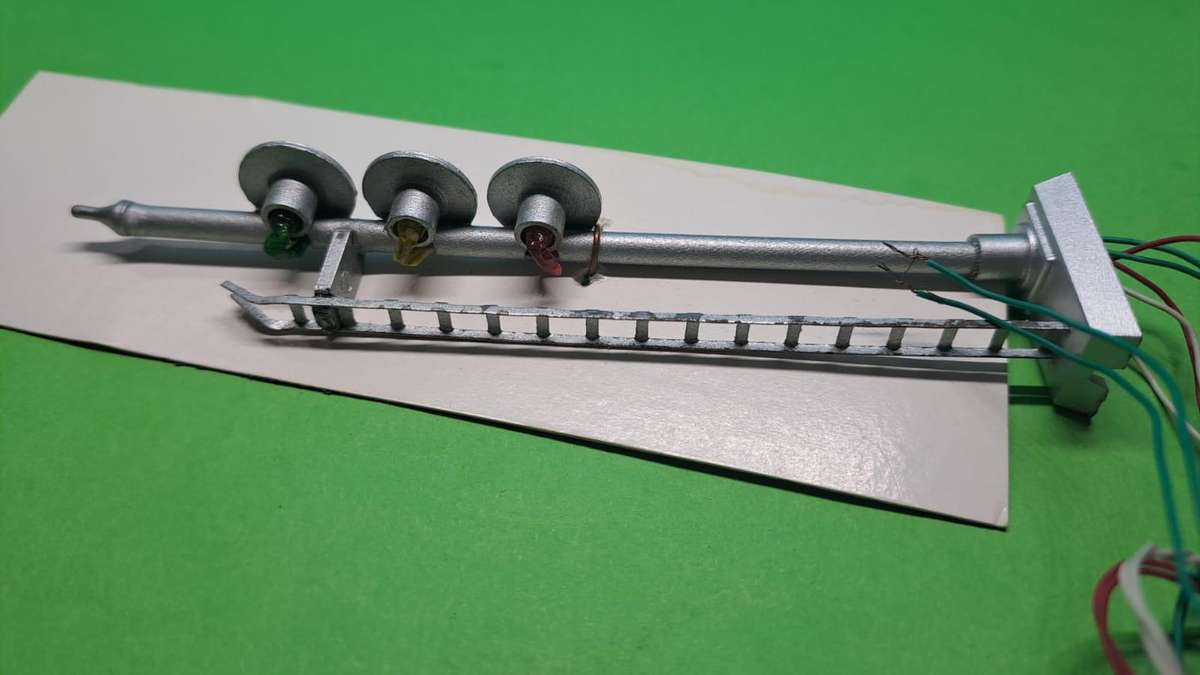 Model Trains HO 1 x Signal (green/yellow/red)