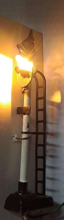 Model Trains HO 1 x Signal (green/yellow/red)