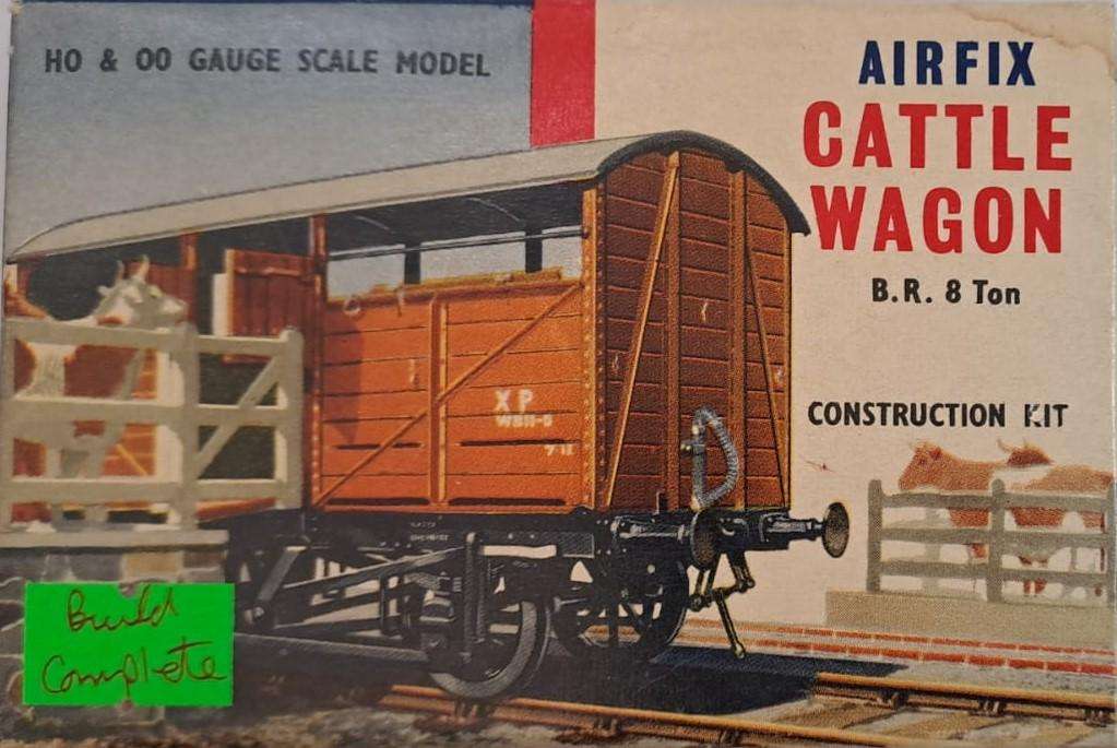 Model Trains HO 1 x Airfix - Cattle Wagon 8 Ton Built. (Plastic, see Pic's)