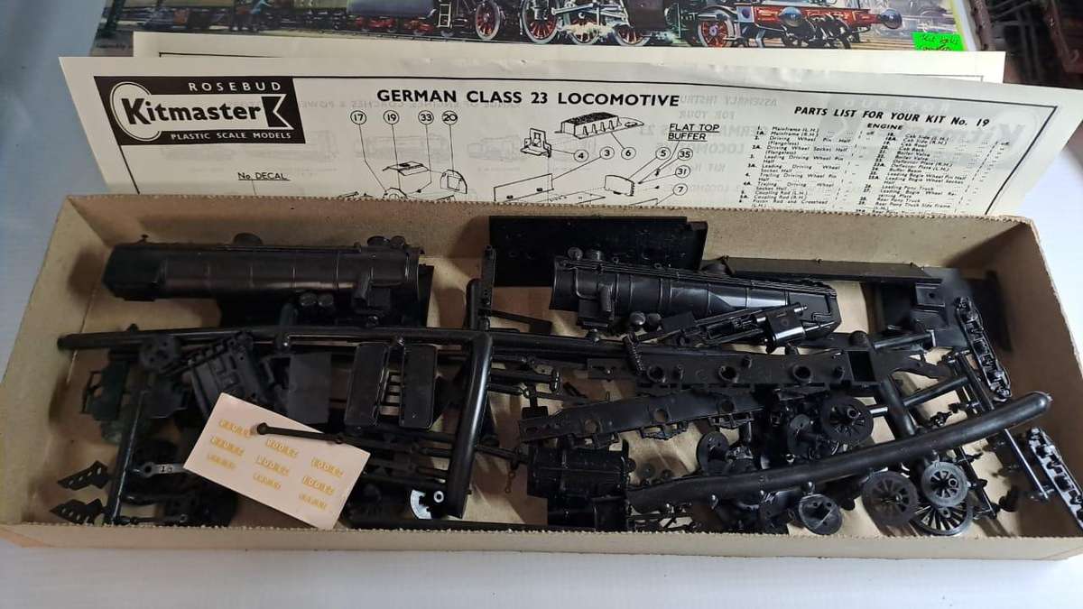 Model Trains HO/OO 1 x Kitmaster - Baureihe 23 Deutsche Bundesbahn - Kit. (See Pictures)