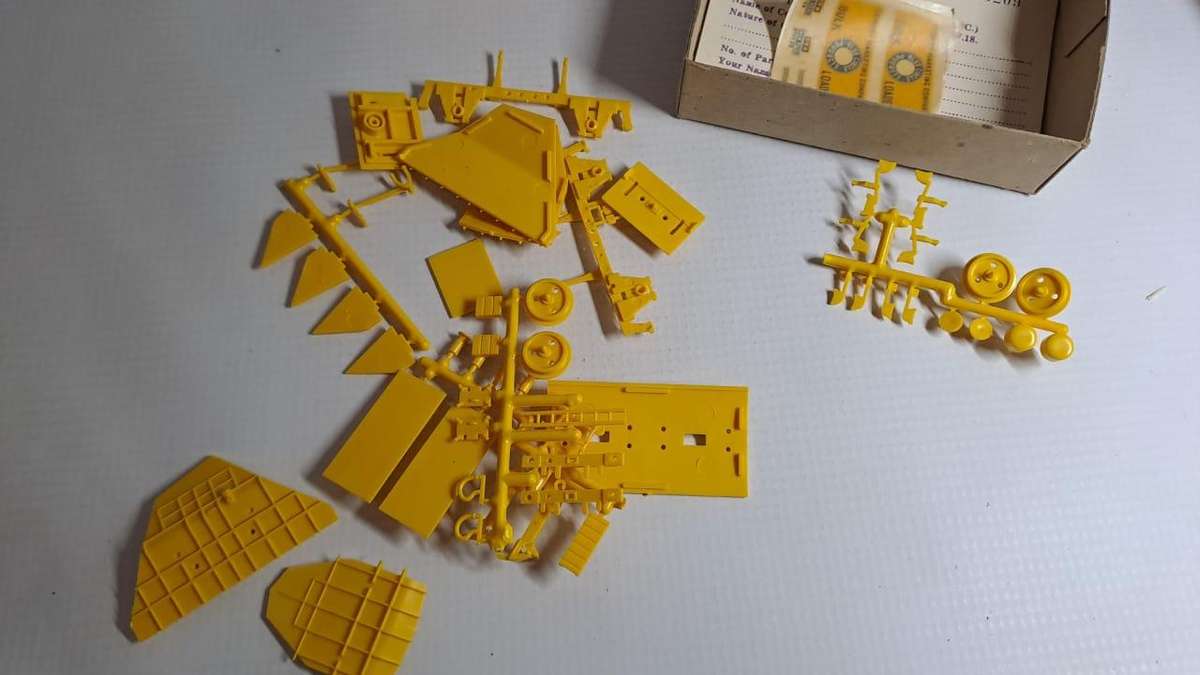 Model Trains HO 1 x Airfix - Cement Wagon Construction Kit. (Plastic, see Pic's)