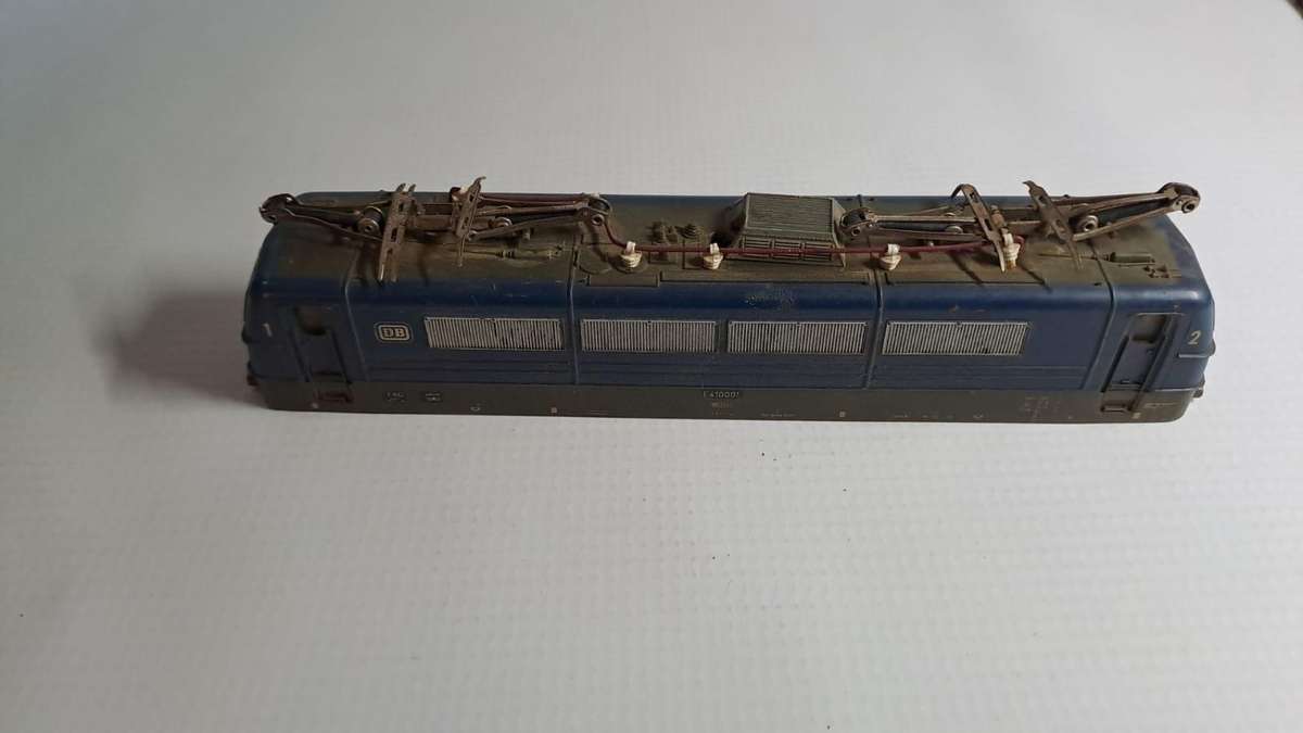 Model Trains HO 1 x DB Body only. Selling as scrap.