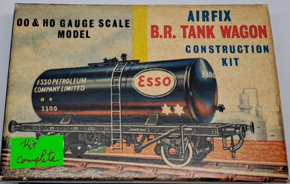 Model Trains HO 1 x Airfix - B.R. Tank Wagon Construction Kit. (Plastic, see Pic's)