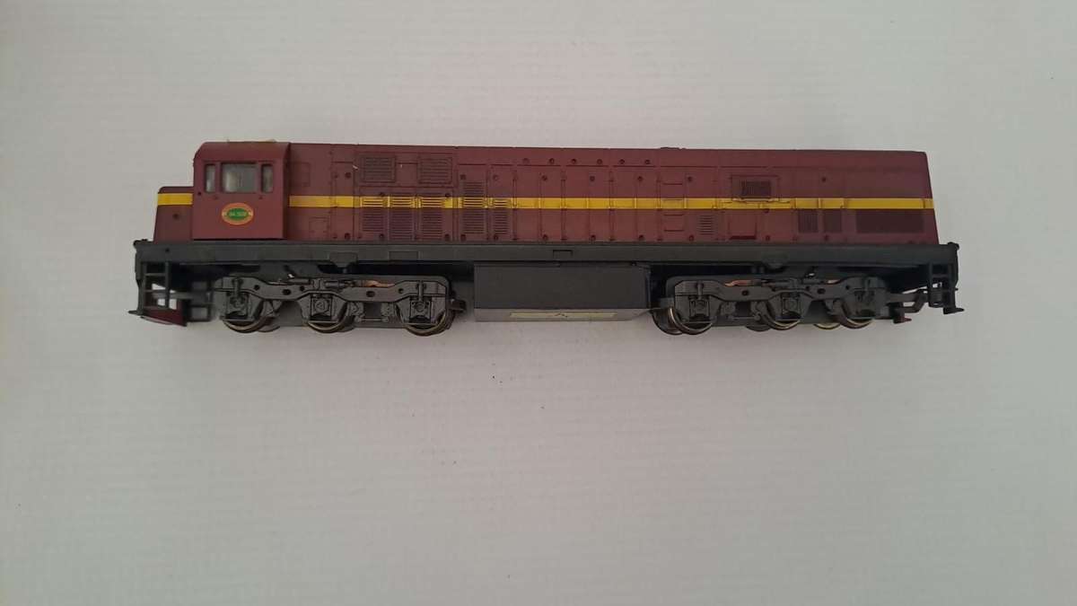 Model Trains H0-Scale 1 x SAR Class 34-509 Diesel Loco, DC, Pre-owned, Unboxed
