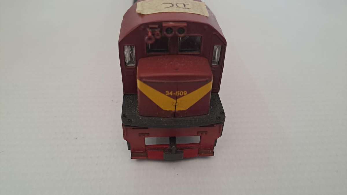 Model Trains H0-Scale 1 x SAR Class 34-509 Diesel Loco, DC, Pre-owned, Unboxed