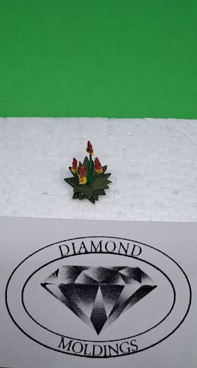 Model Trains HO - 1 x Aloe type 1 (red) - 13 diameter x 15mm