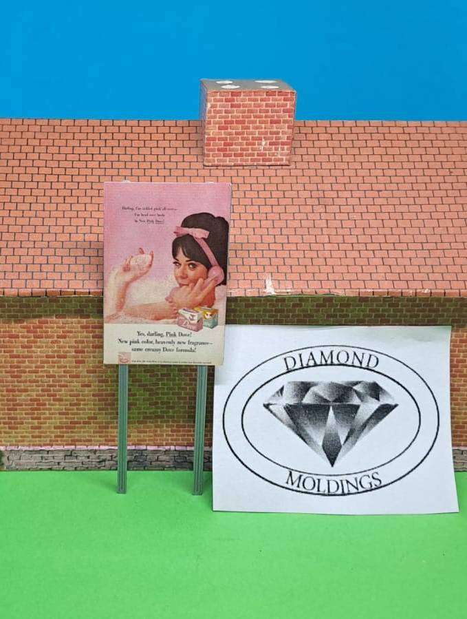 Model Trains HO 1 x Billboard - 1960 + Dove Soap - 30mm x 3mm x 82mm (New board)