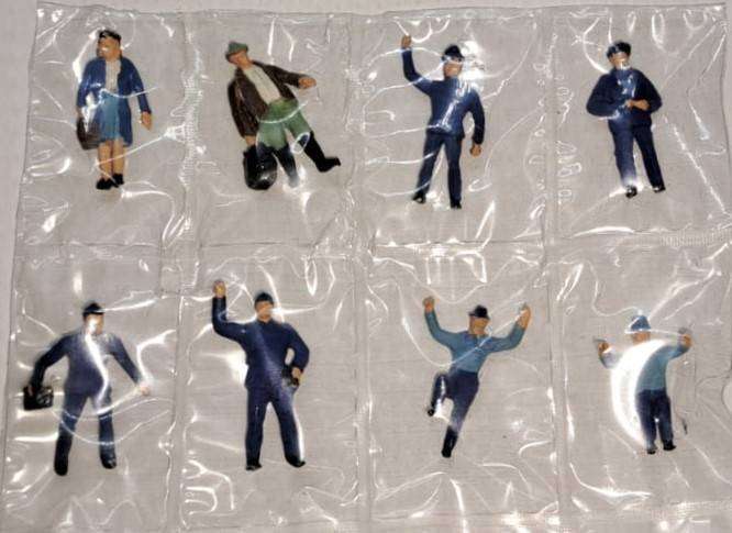 Model Trains HO 1 x Pack of Figures x8