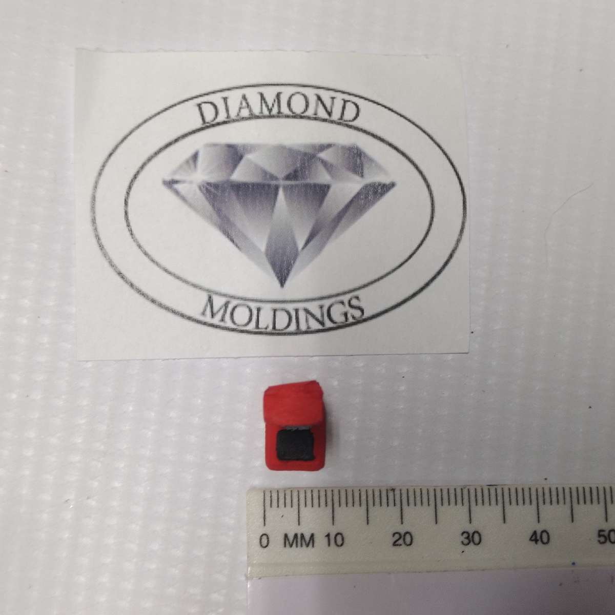 Model Trains HO - Station Scale x1 - 8mm x 11mm x 27mm