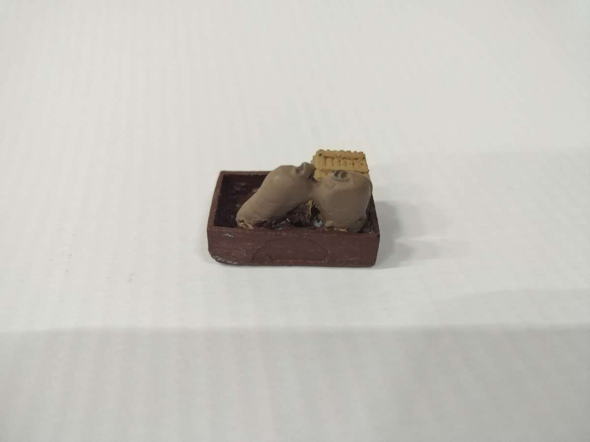 Model Trains HO-Scale - 1 x Box with Crates and bags - 24mm x 16mm x 16mm