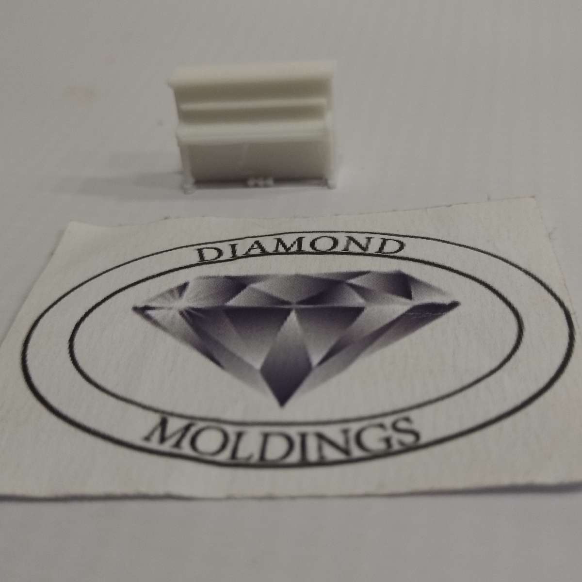 Model Trains HO-Scale - 1 x Piano Upright - 21mm x 7mm x 15mm