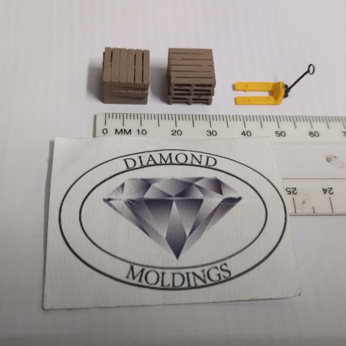 Model Trains 1:87 HO - Pallet Jack & Pallets