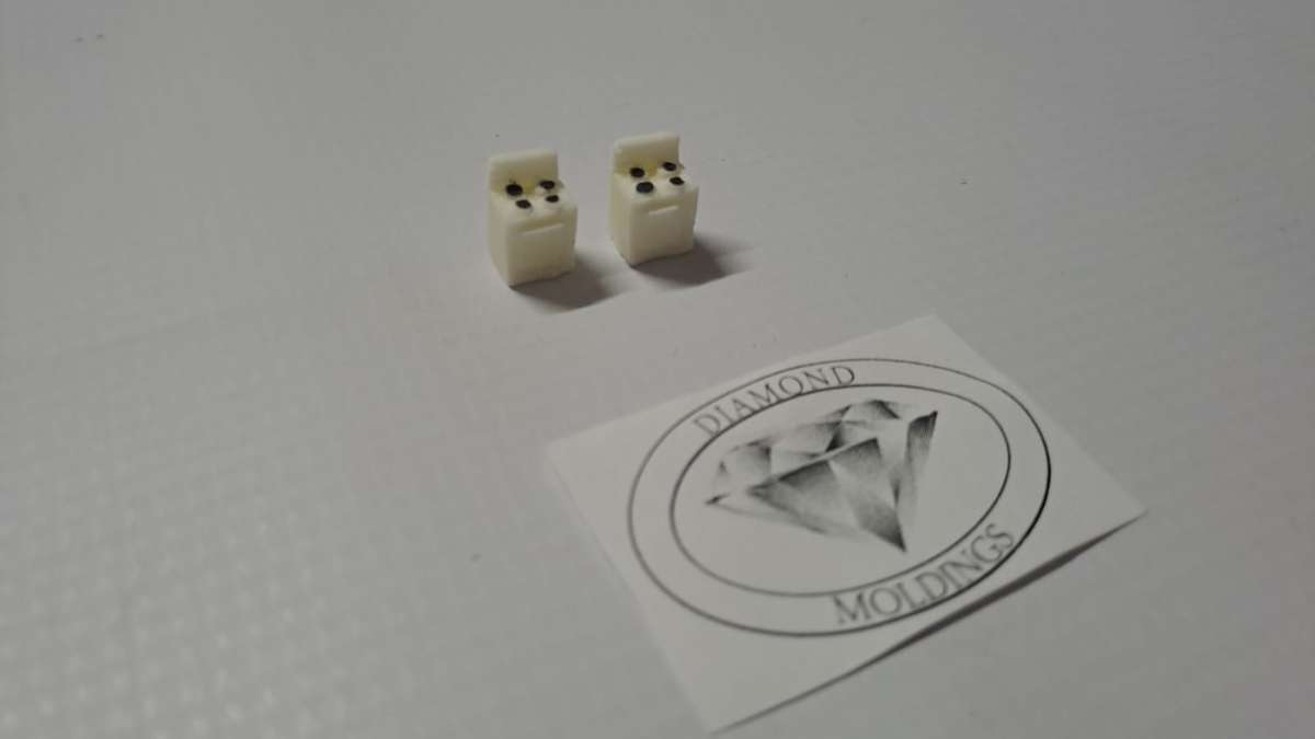 Model Trains HO-Scale - 1 x Stove (Pack of 2) - 9mm x 7mm x 13mm