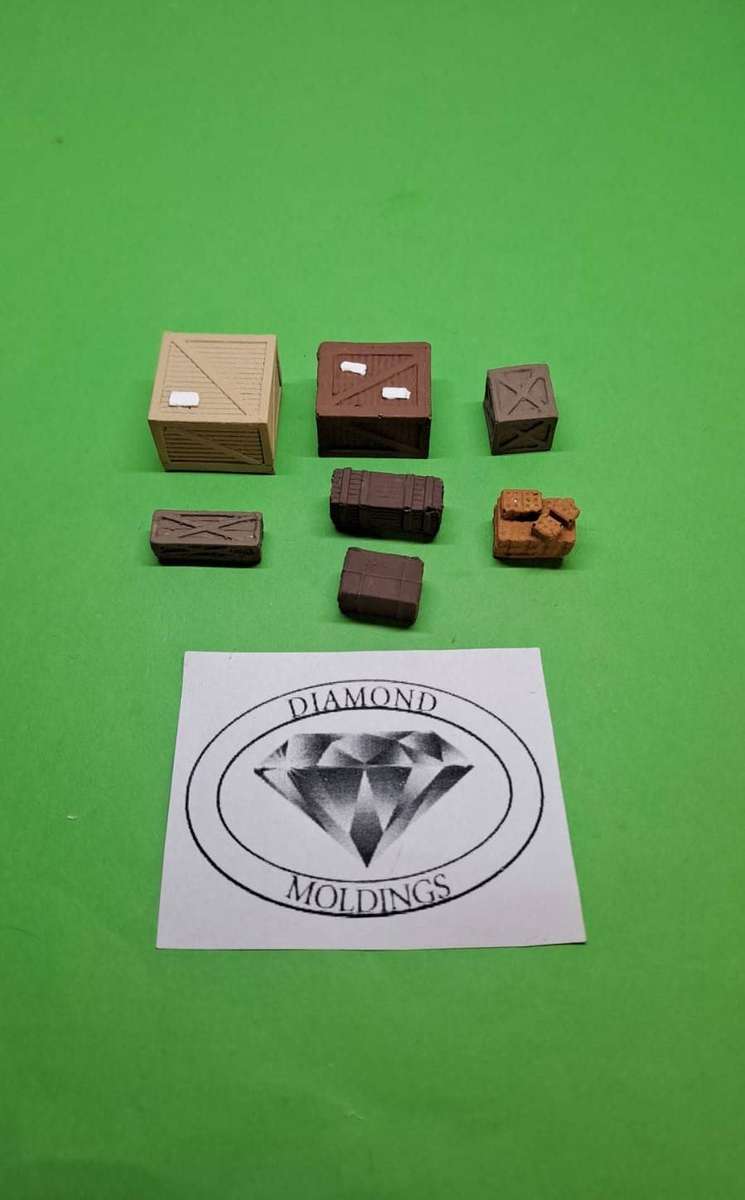 Model Trains HO 1 x Freight Crates Small (Bag of 7) - Various