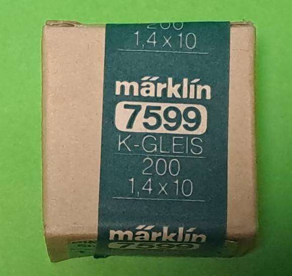 Model Trains HO 1 x Box Marklin 1,4 x 10 Screws (box not full)