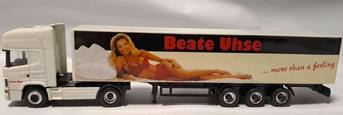 Model Trains HO 1 x Beate Uhse ... more than a feeling Truck
