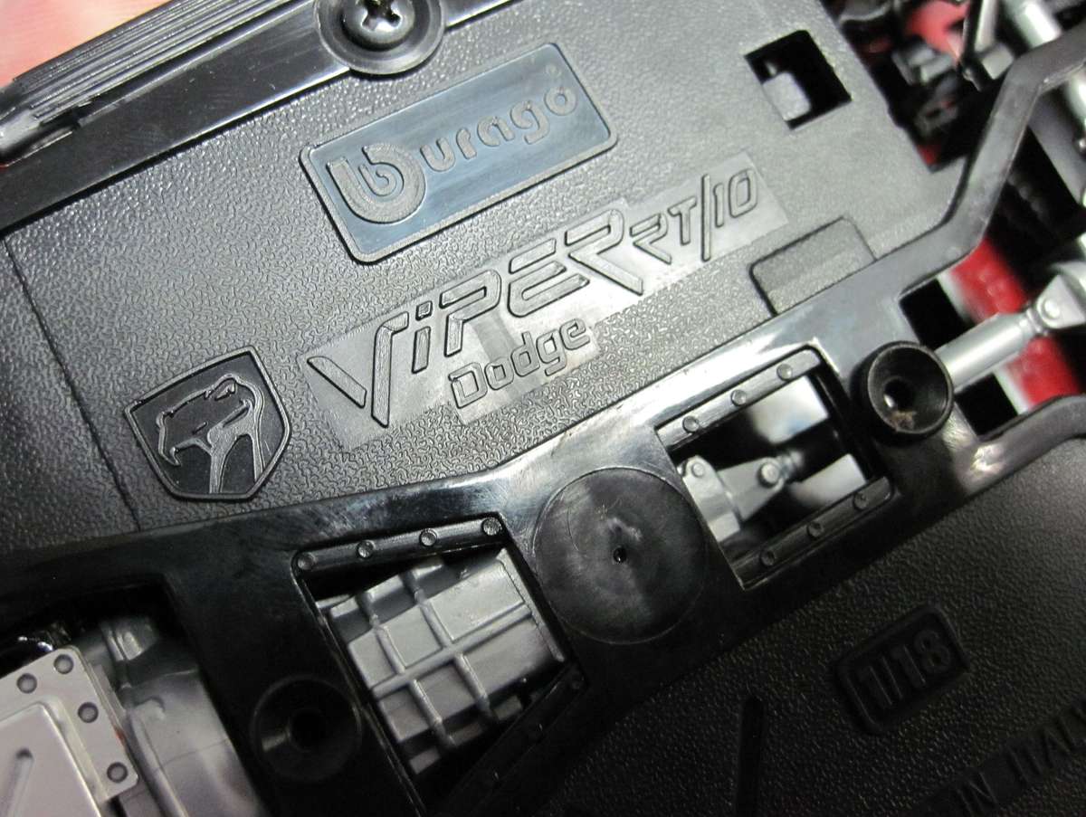 Dodge Viper RT/10 (1:18) by Bburago