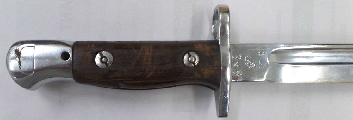 1907 Pattern Sanderson 'Sword' bayonet used by the SAP