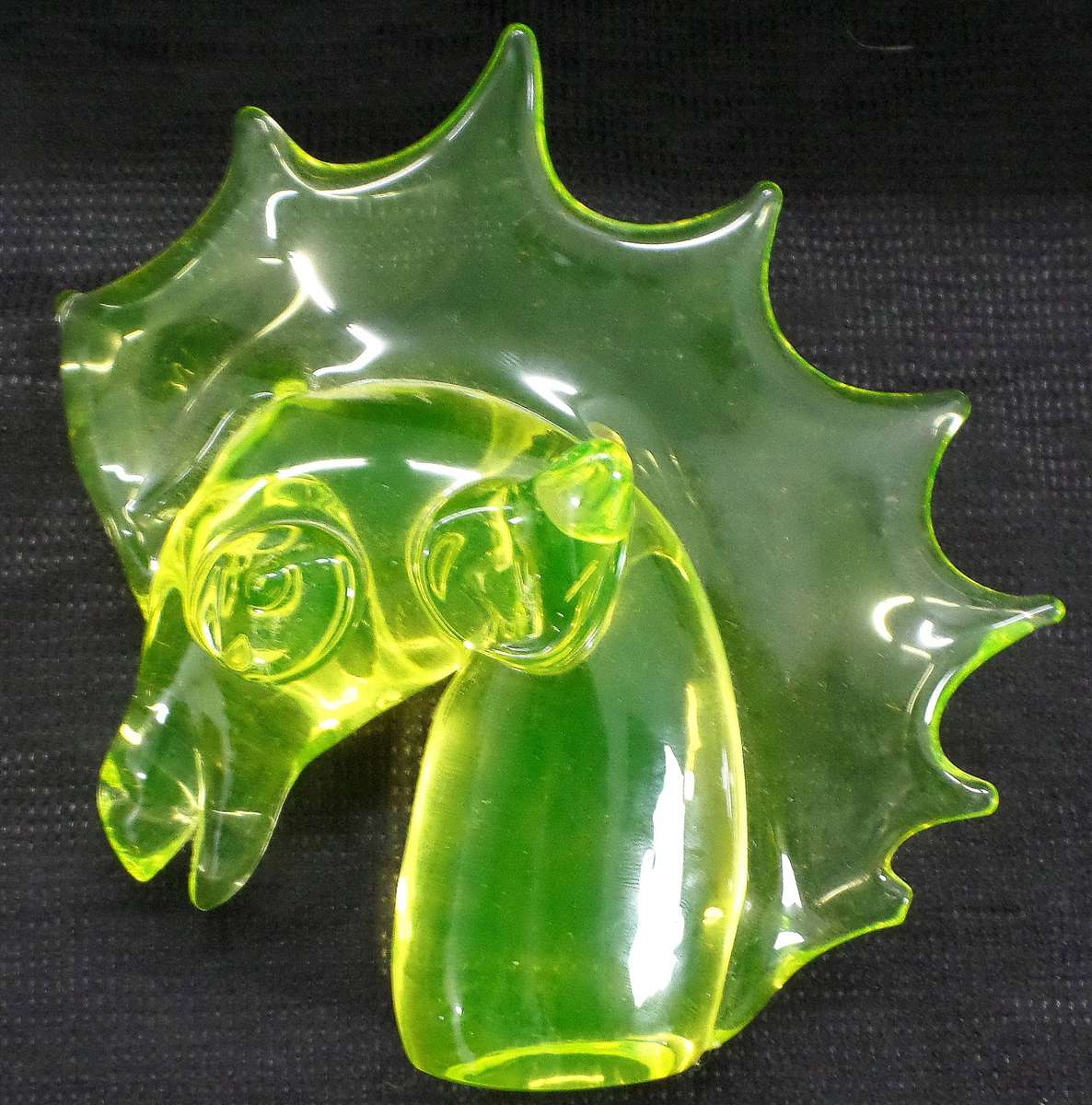 Vintage Yellow Uranium Vaseline Glass Horse Head Figurine  UV Reactive Glow