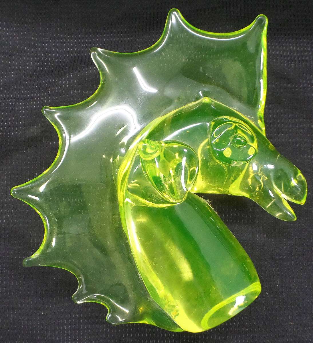 Vintage Yellow Uranium Vaseline Glass Horse Head Figurine  UV Reactive Glow