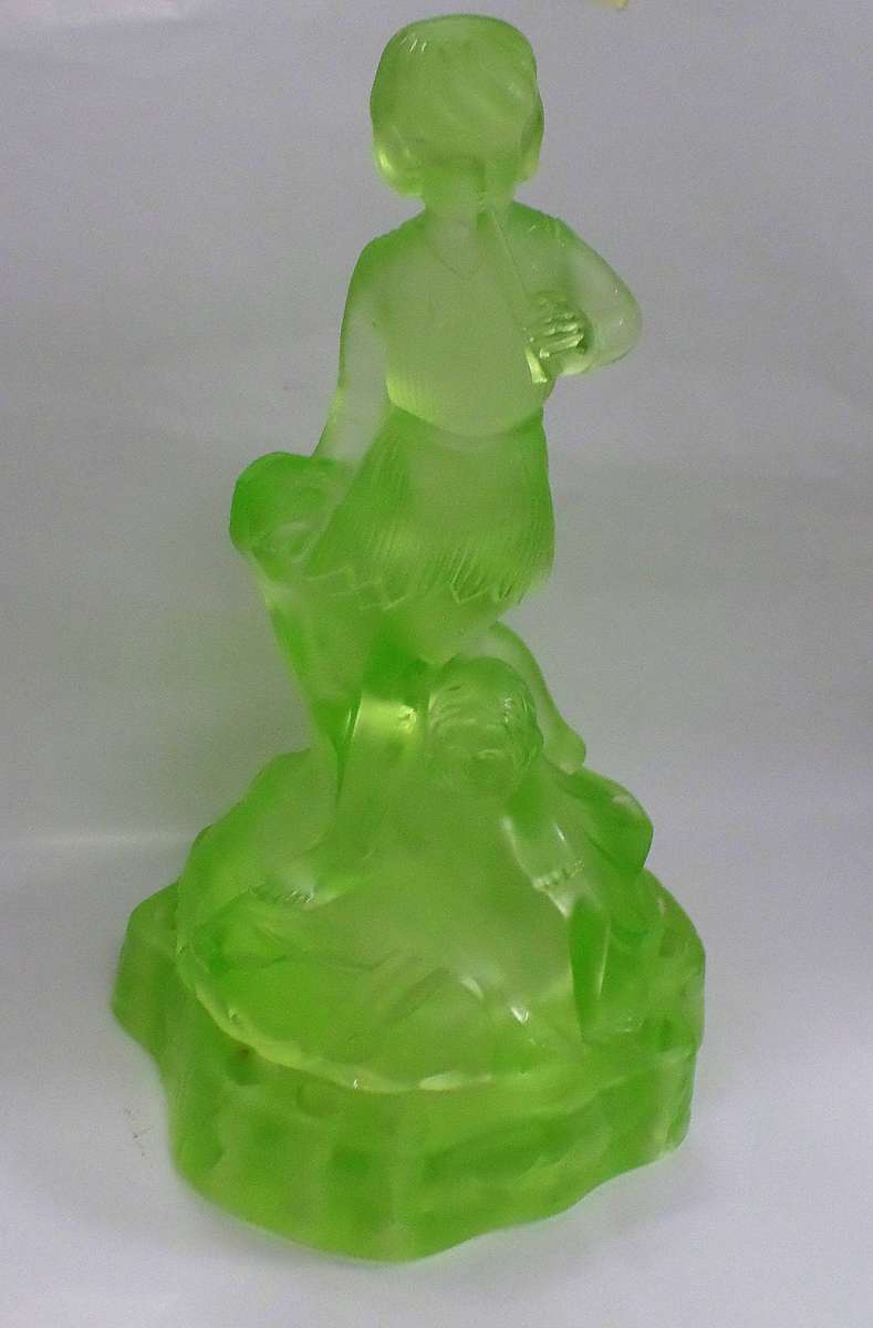 Rare 1930s Art Deco Walther & Söhne 2pc Uranium Glass Figurine & Frog Set -