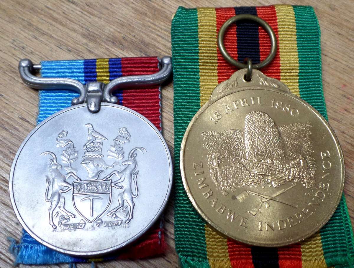 Rhodesian General Service & Zim Independence medals awarded to S/RES R Daggit 37266