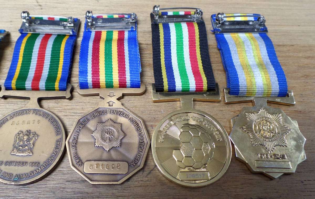 SAPS - Group of 6 medals