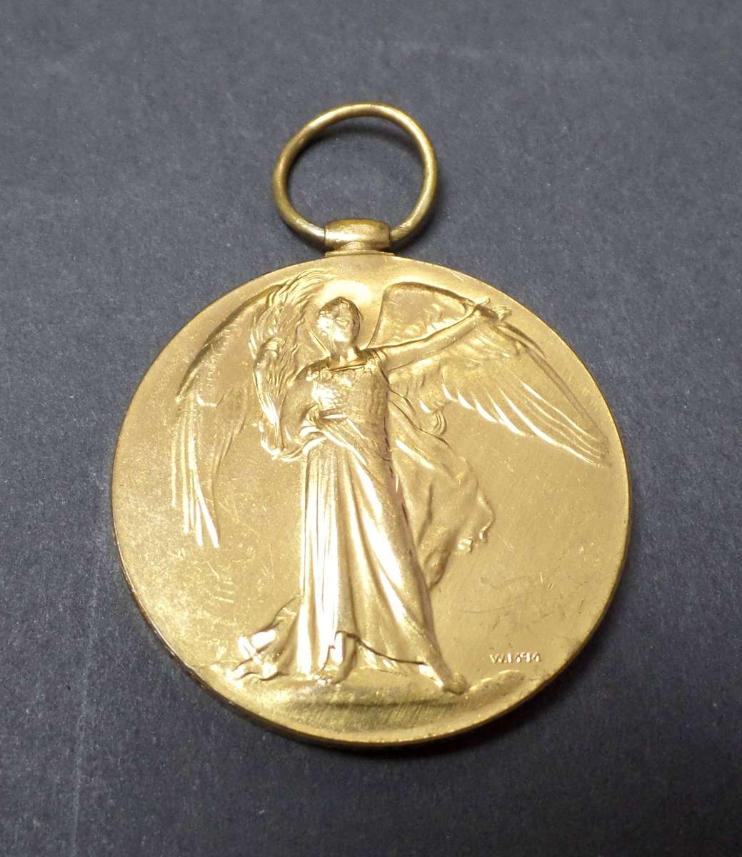 *R1 Auction* WWI Victory medal awarded to PTE AS Hoffman SAMC