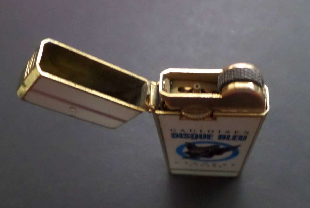 Vintage IPM Gauloises Disque Bleu lighter made in Japan