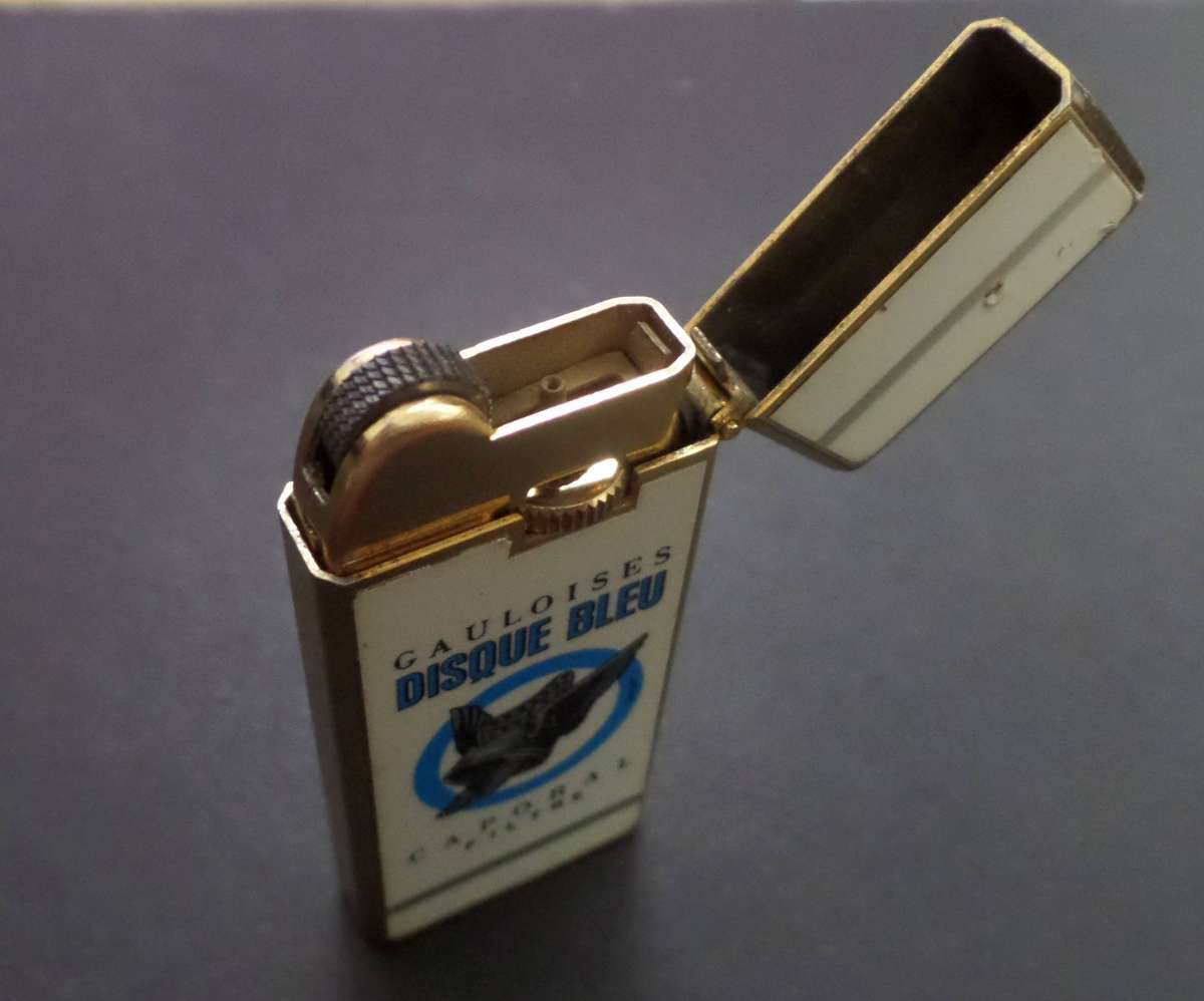 Vintage IPM Gauloises Disque Bleu lighter made in Japan