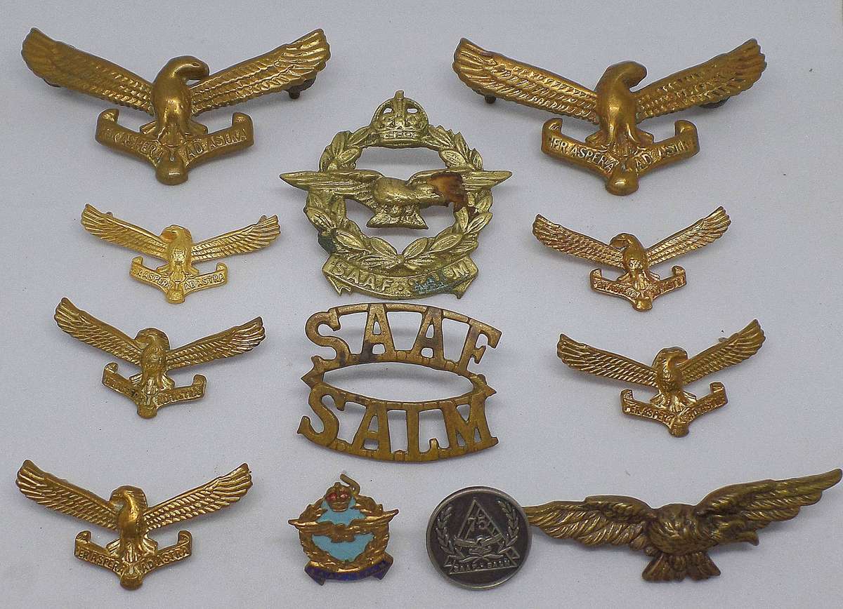 *R1 Start* SAAF - Lot of 12 badges